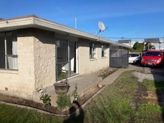 2/35 Dickens Street, Addington, Christchurch - Carousel 1