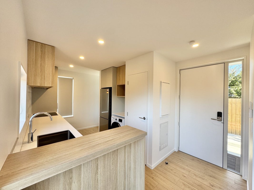 3/43 Barbour Street, Waltham, Christchurch - Carousel 2