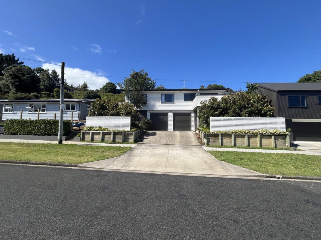 12 Whakawhiti Street, Marfell, New Plymouth - Carousel 1