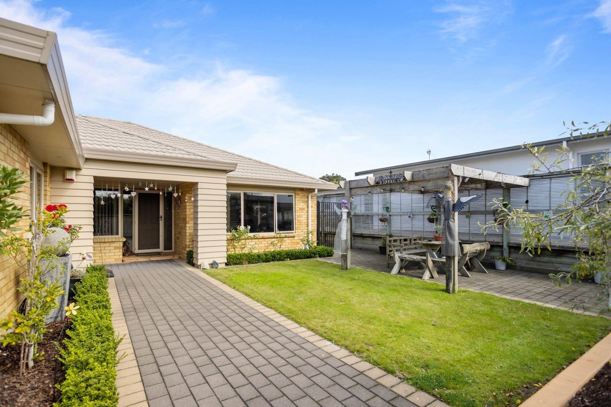 21 Jarden Mile, Nukuhau, Taupo - Carousel 1