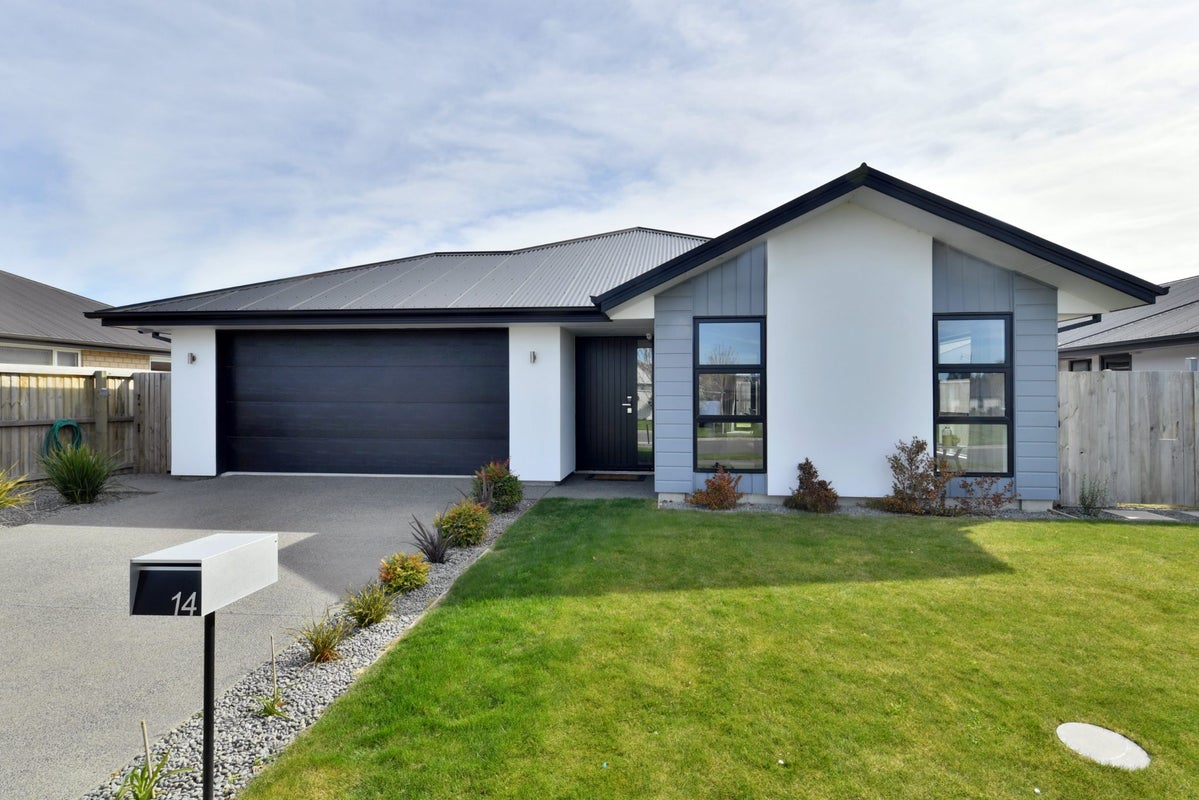 14 Forge Close, Halswell, Christchurch - Carousel 1