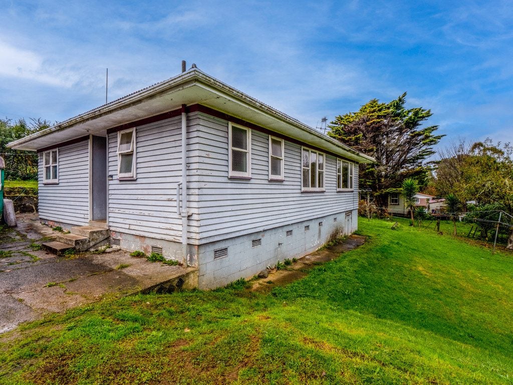 32 Charles Street, Kamo, Whangarei - Carousel 1