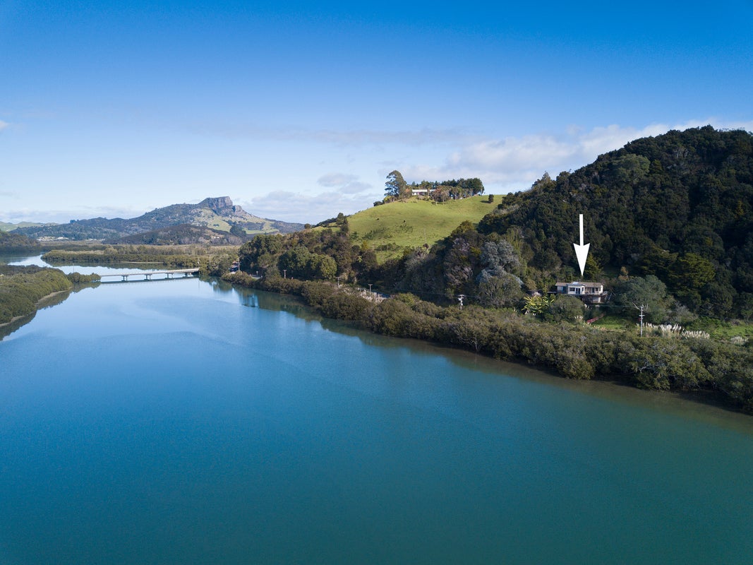 33 Totara North Road, Totara North, Kaeo - Carousel 1