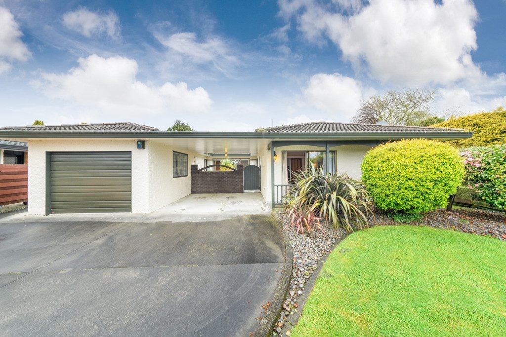 41 Kentucky Way, Awapuni, Palmerston North - Carousel 2