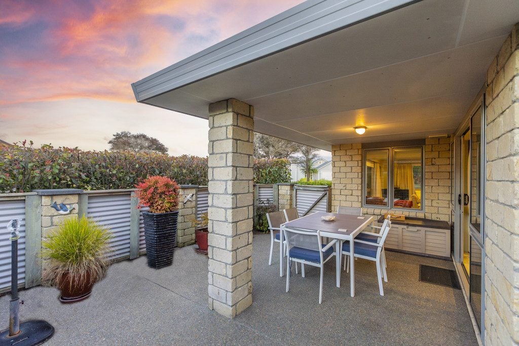 16 Consort Close, Paraparaumu Beach, Paraparaumu - Carousel 2