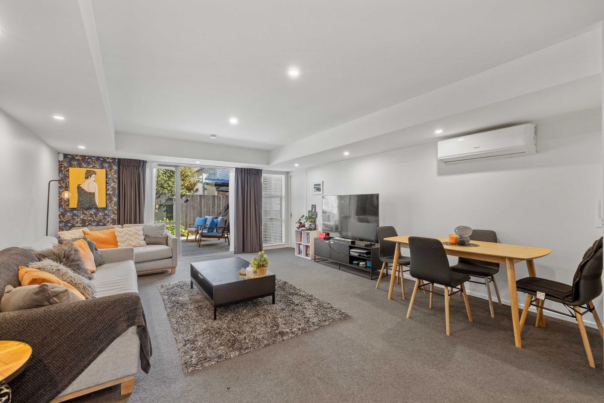 30F Lyndon Street, Riccarton, Christchurch - Carousel 1