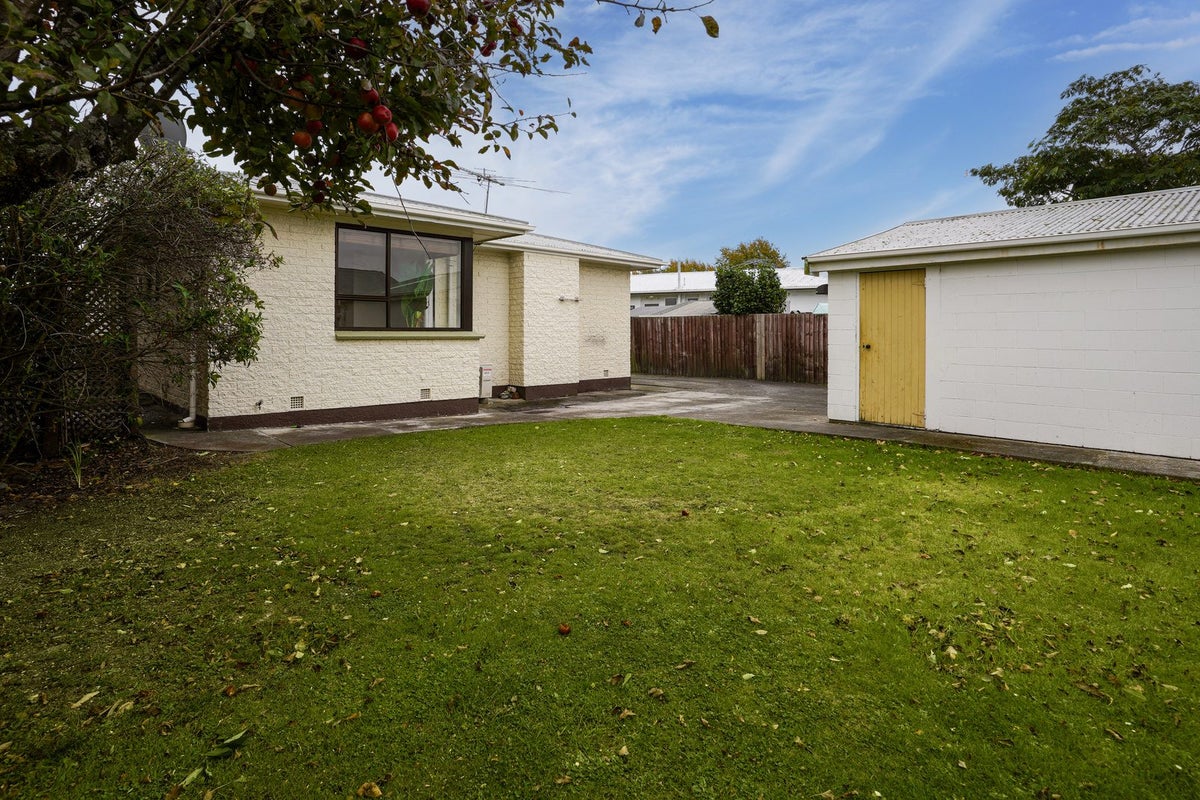 18 Aintree Street, Bishopdale, Christchurch - Carousel 12