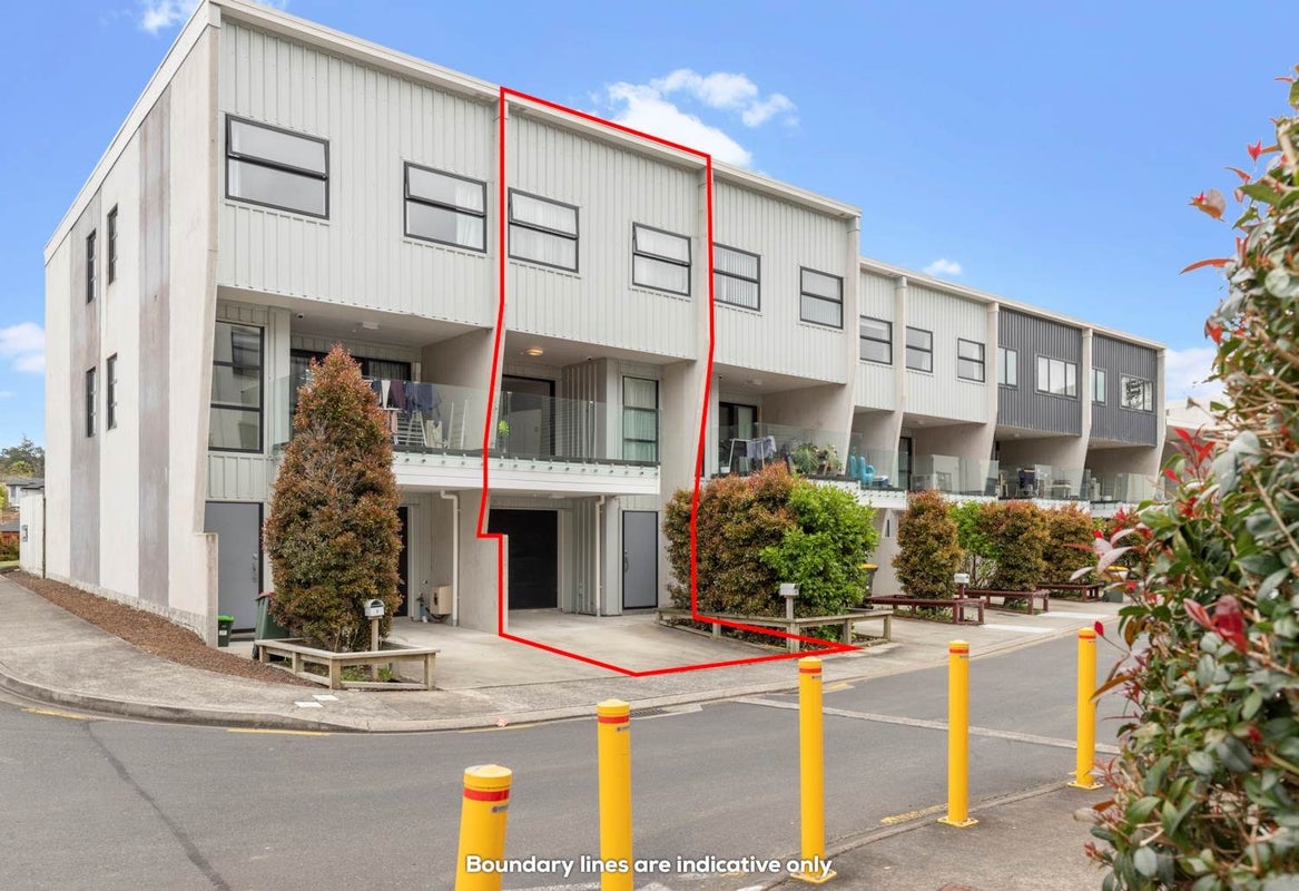3/5 Perekia Street, Albany, Auckland - Carousel 1