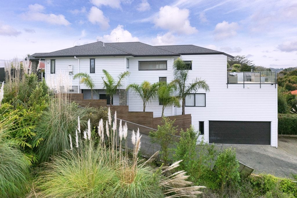 234A Hillsborough Road, Hillsborough, Auckland - Carousel 1