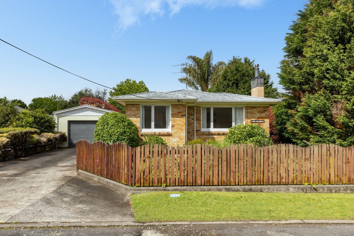 129 Otumoetai Road, Brookfield, Tauranga - Carousel 14