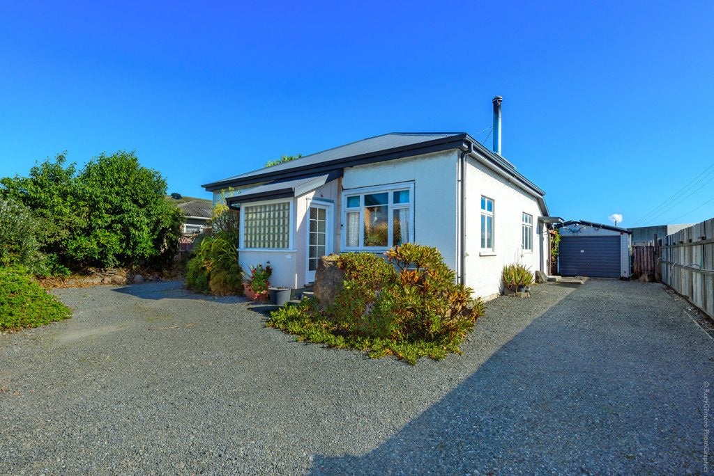 8 Tanner Street, Woolston, Christchurch - Carousel 1
