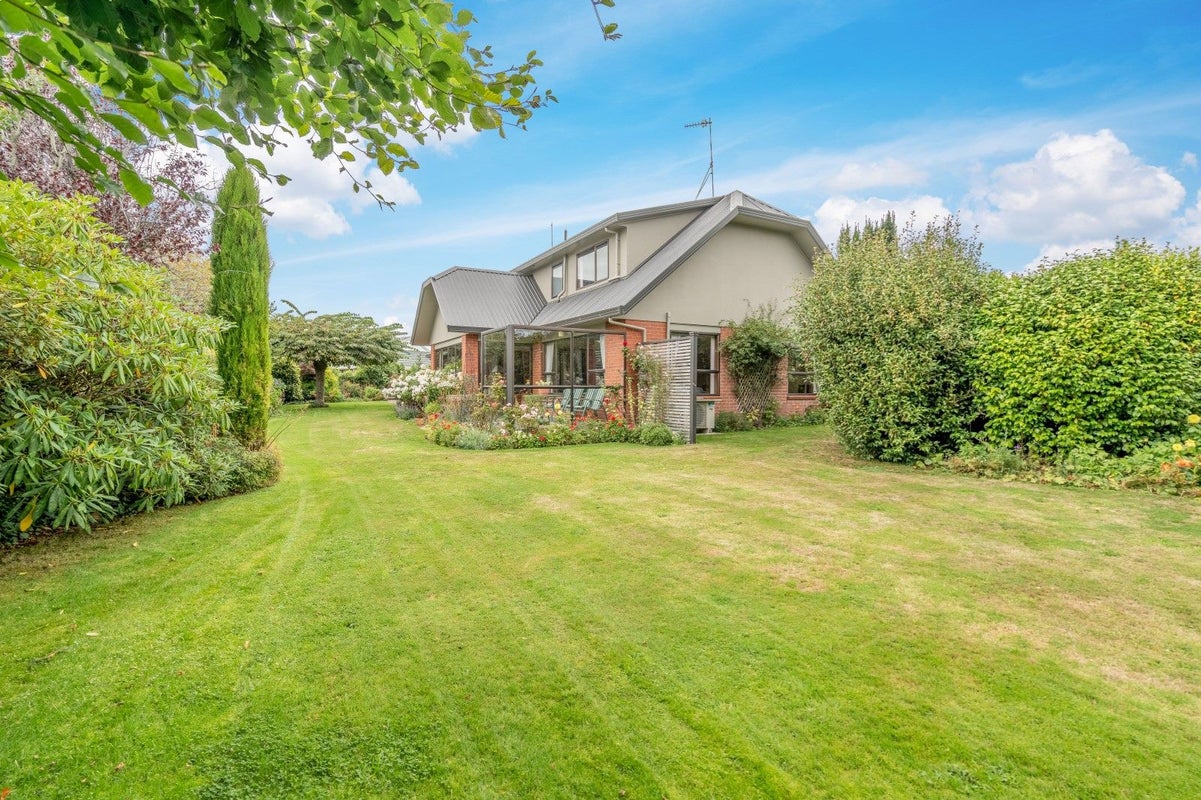 4 Mcleod Court, Rosedale, Invercargill - Carousel 1