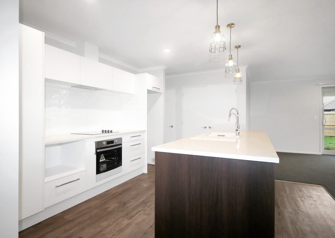 7 Hineaari Street, Marshland, Christchurch - Carousel 2