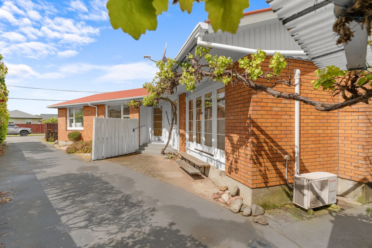 11 Palmside Street, Somerfield, Christchurch - Carousel 2