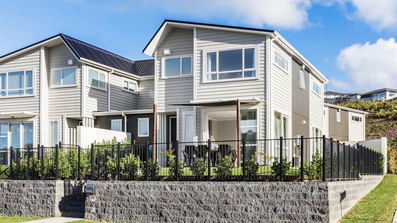 105 Karepiro Drive, Stanmore Bay, Whangaparaoa - Carousel 1