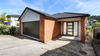 101 Tamahere DR, Glenfield, Auckland - Carousel 1