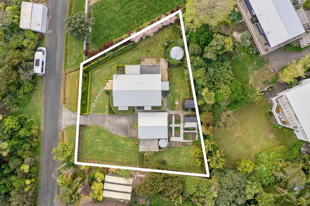 2 Ridge Road, Oneroa, Waiheke Island - Carousel 25