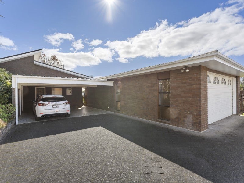 10 Matai Place, Pahiatua - Carousel 2