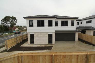 30A Alfriston Road, Manurewa East, Auckland - Carousel 2