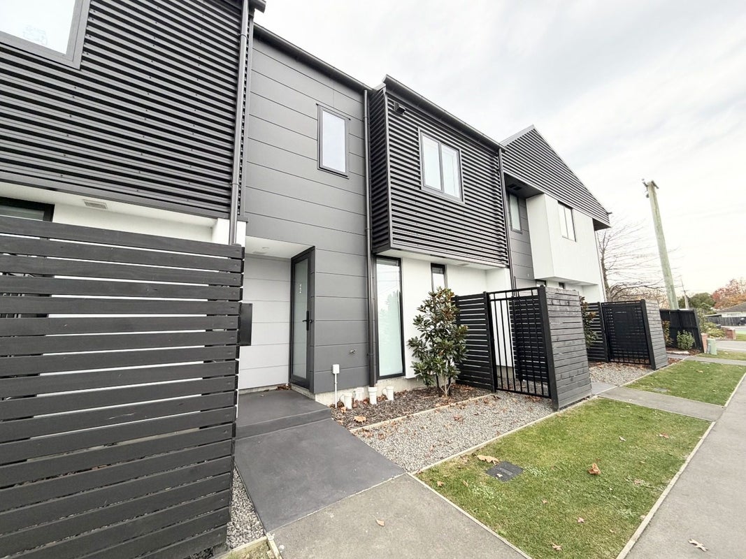 3/43 New Brighton Road, Shirley, Christchurch - Carousel 1