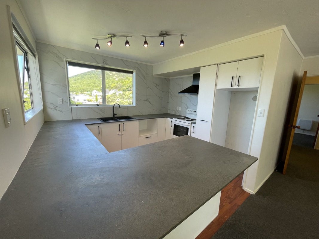 4A Gaya Grove, Ngaio, Wellington - Carousel 2
