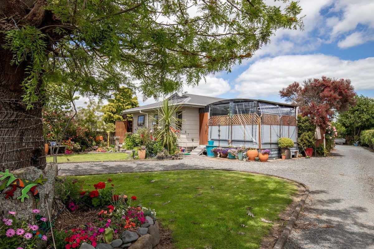 8 Te Angi Street, Turua, Ngatea - Carousel 1