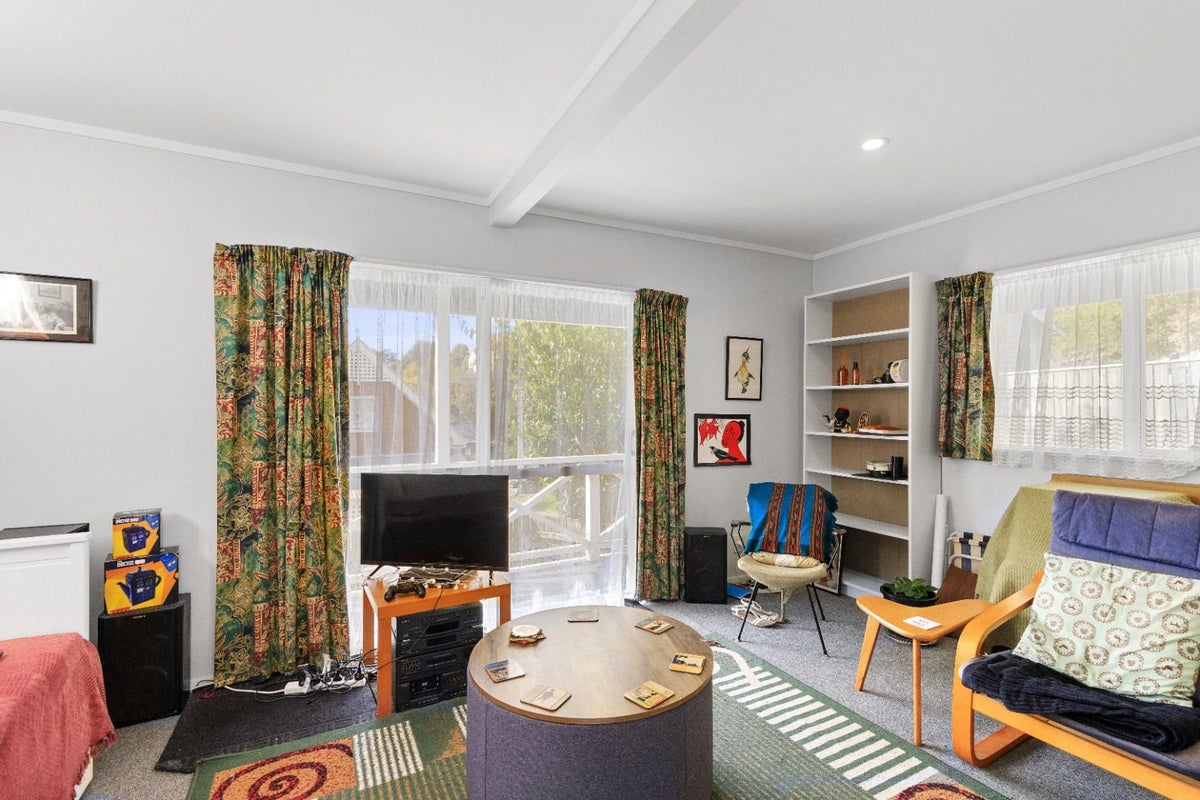 44 Moffitt Street, Vogeltown, Wellington - Carousel 2