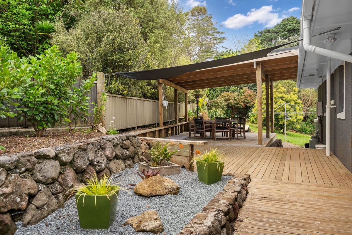 5 Adams Place, Kamo, Whangarei - Carousel 2