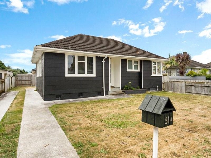 51A Seddon Street, Takaro, Palmerston North - Carousel 1