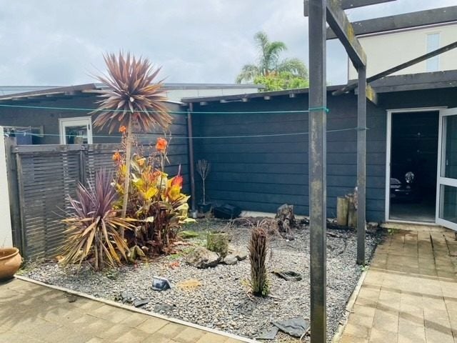 12 Haven Drive, East Tamaki, Auckland - Carousel 8