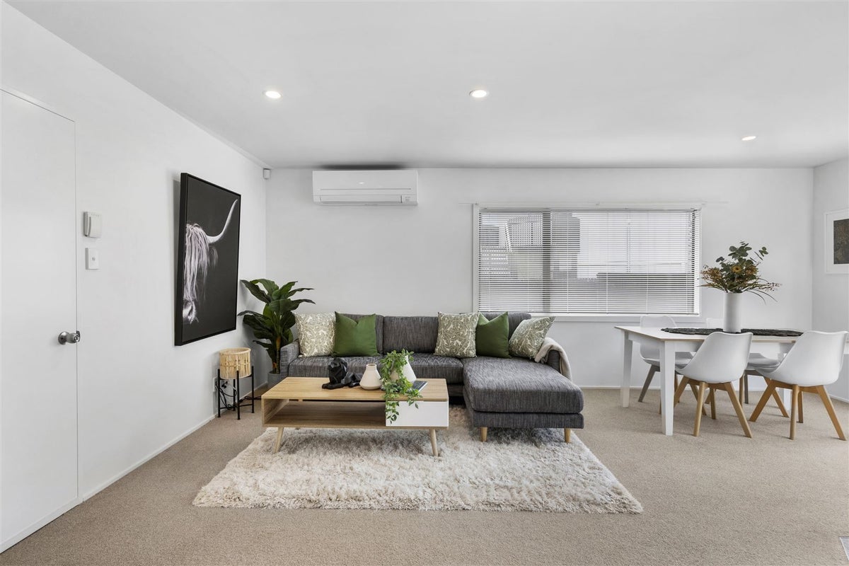 2/44 College Road, Northcote, Auckland - Carousel 15