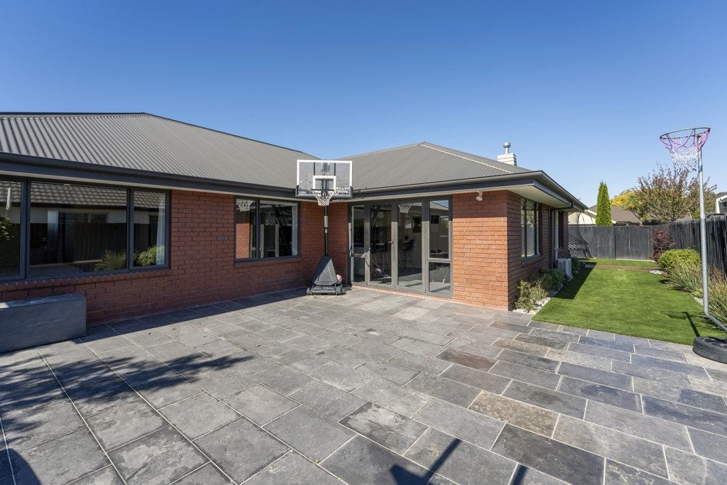 6 Kaniere Avenue, Hei Hei, Christchurch - Carousel 1