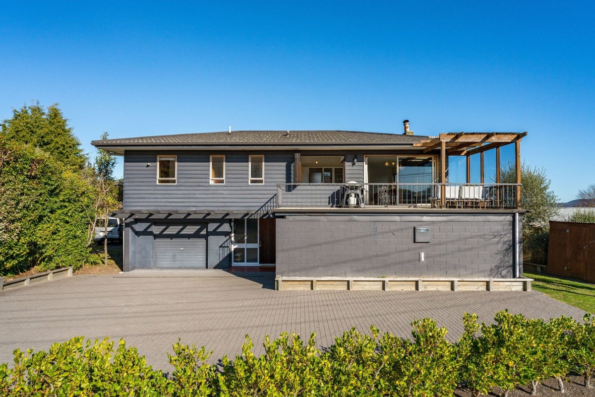1/81 Shepherd Road, Waipahihi, Taupo - Carousel 2