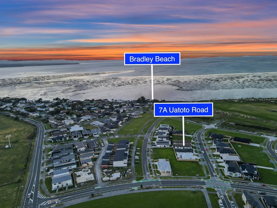 7A Uatoto Road, Clarks Beach, Clarks Beach - Carousel 21