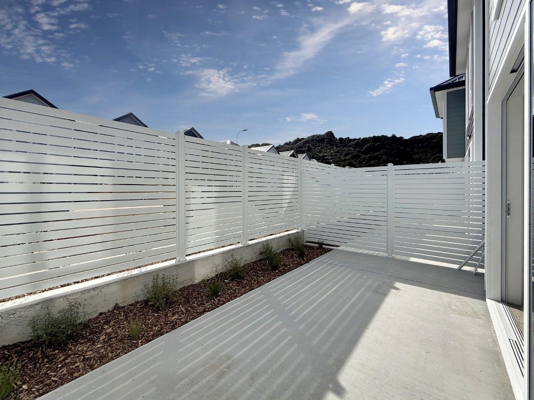 13 Te Ara o Pikiarero, Wainuiomata, Lower Hutt - Carousel 15