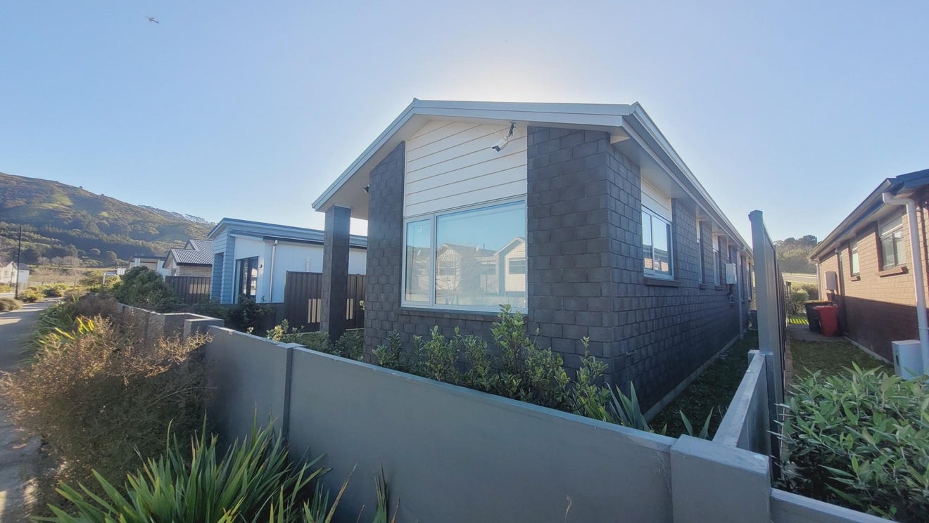 26 Karearea Avenue, Kenepuru, Porirua - Carousel 2