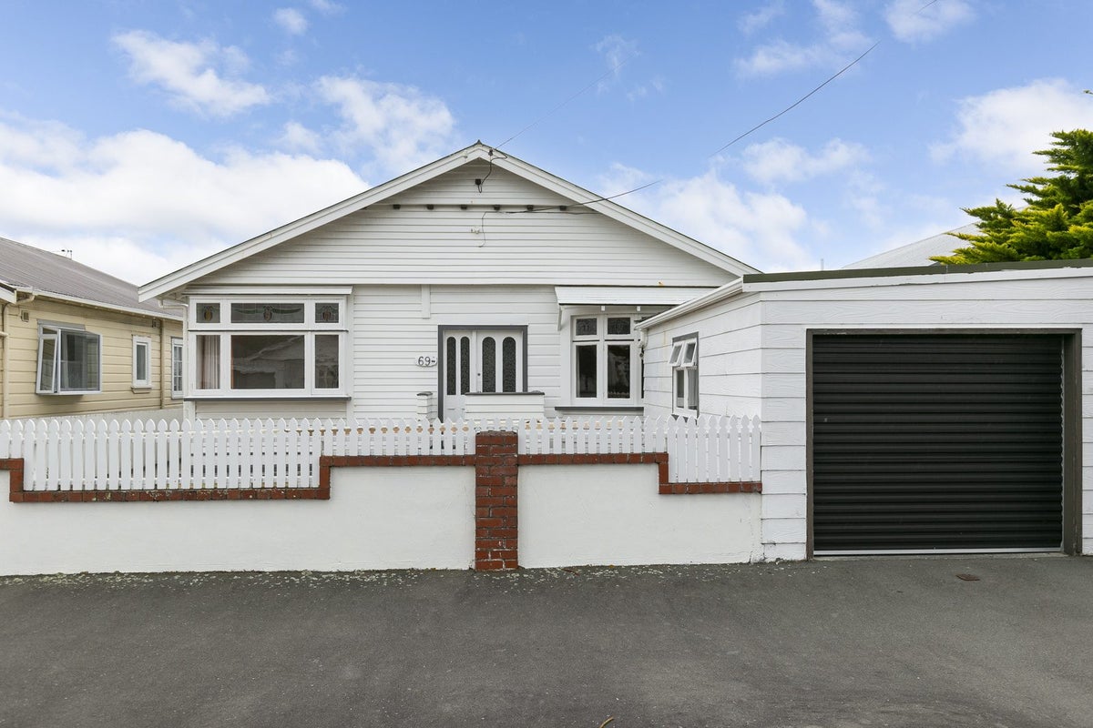 69 Ross Street, Kilbirnie, Wellington - Carousel 1