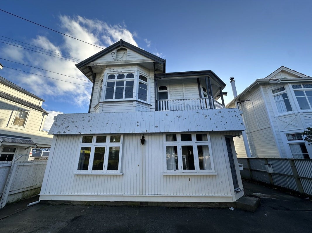 40 Upland Road, Kelburn, Wellington - Carousel 1