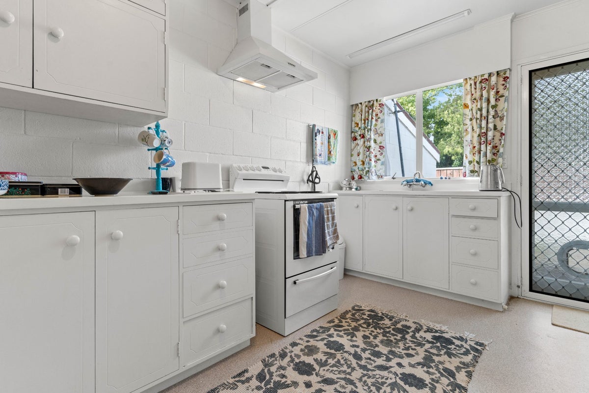 24B First Street, Lansdowne, Masterton - Carousel 2