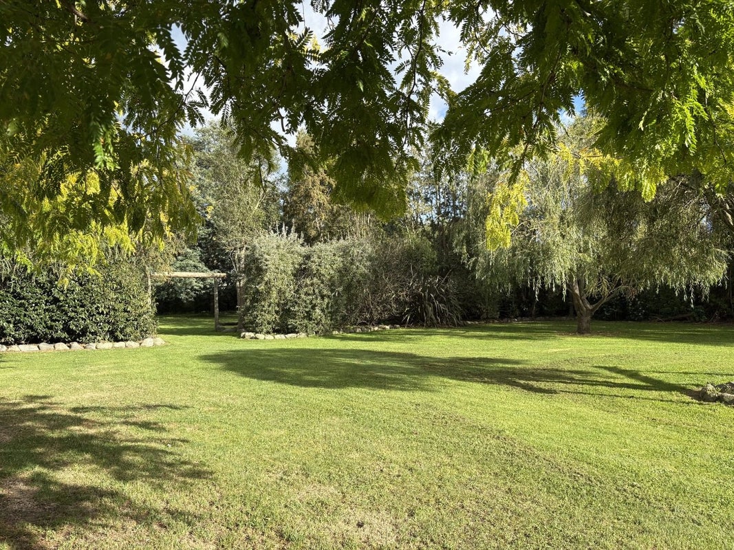 141 Foley Road, Levels - Carousel 9