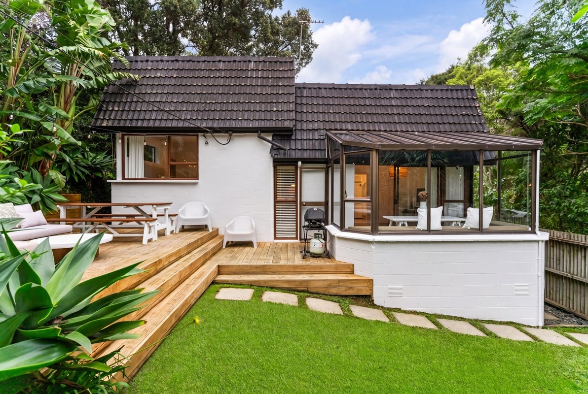 1/30 Kauri Road, Birkenhead, Auckland - Carousel 1