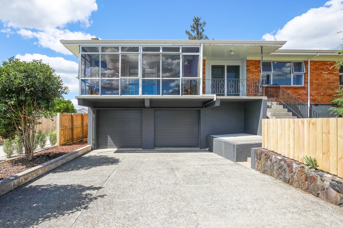30 Thomson Avenue, Dinsdale, Hamilton - Carousel 1