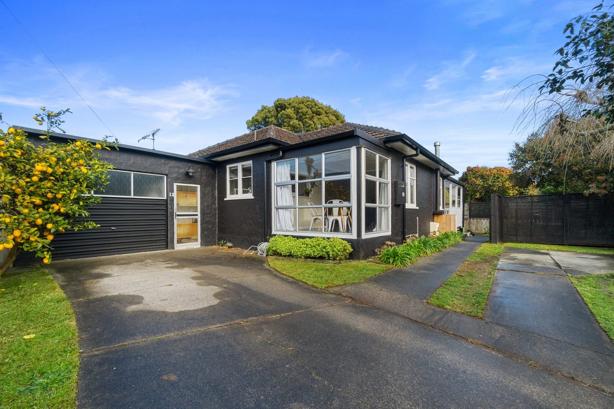 12 Campbell Street, Leamington, Cambridge - Carousel 1