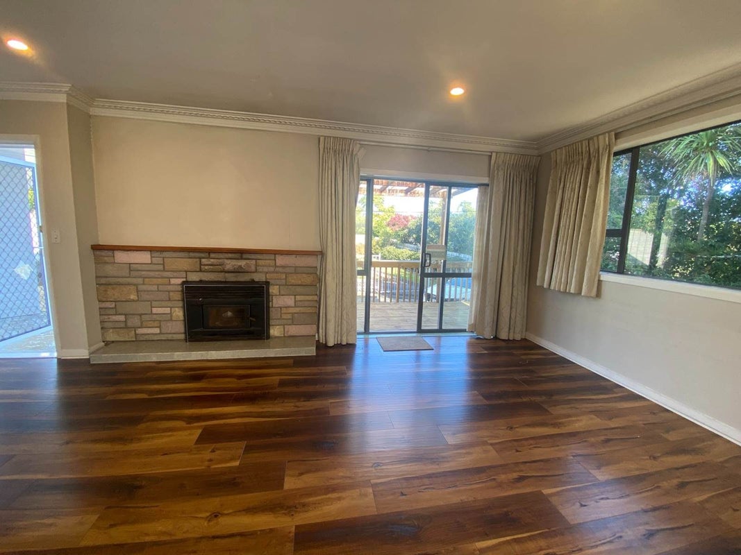 25 Blease Street, New Lynn, Auckland - Carousel 2