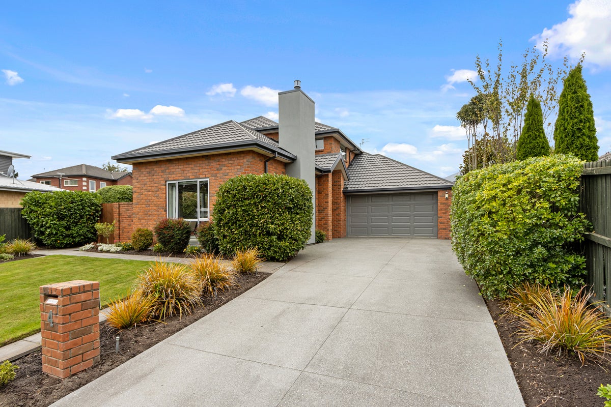 4 Wildhawk Place, Shirley, Christchurch - Carousel 1