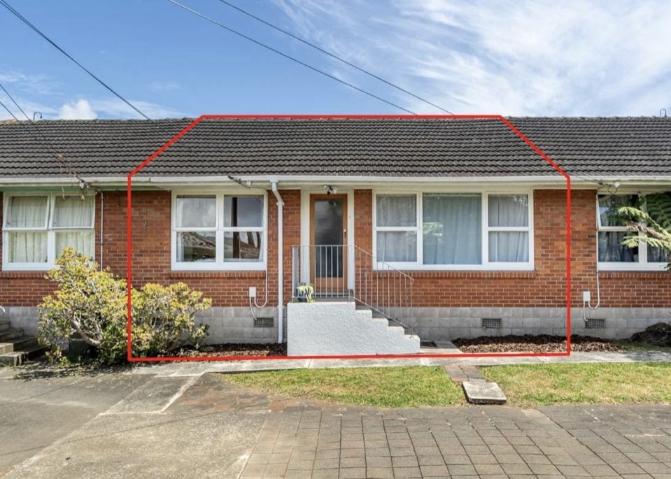 2/63 Killarney Street, Takapuna, Auckland - Carousel 1