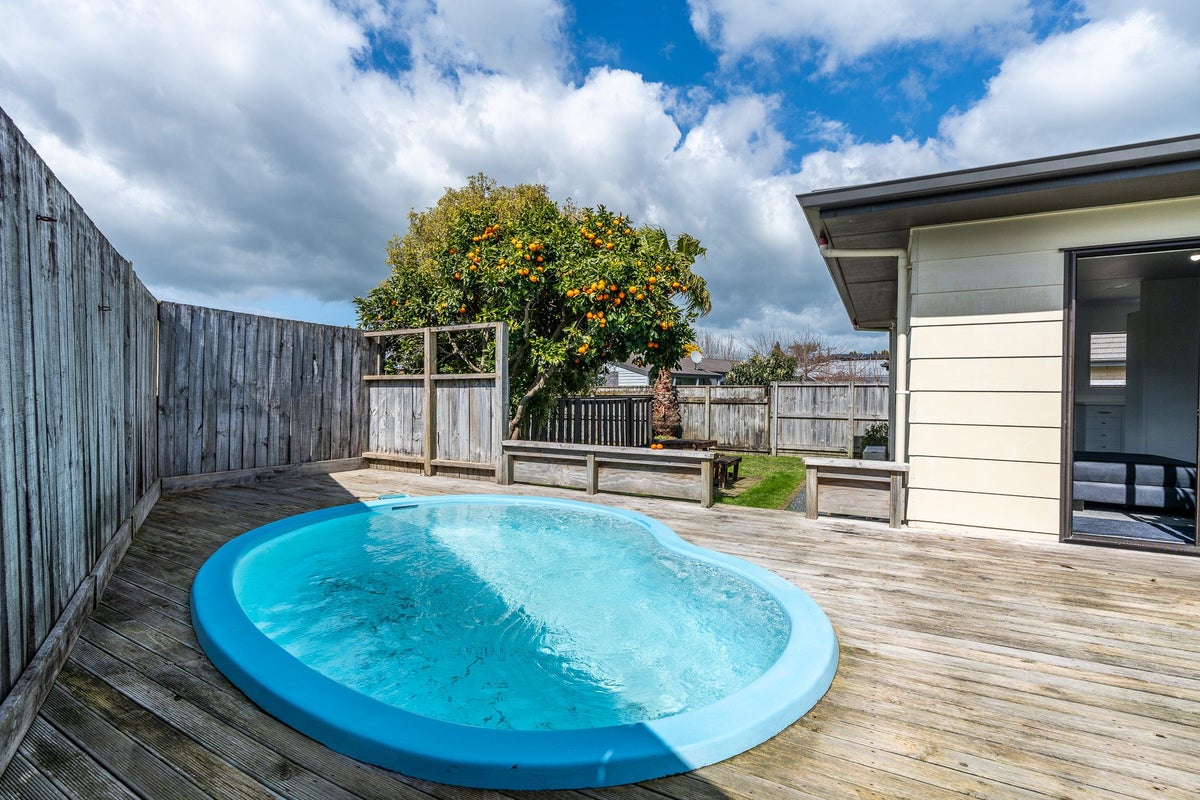 12B Bruce Avenue, Glenview, Hamilton - Carousel 2
