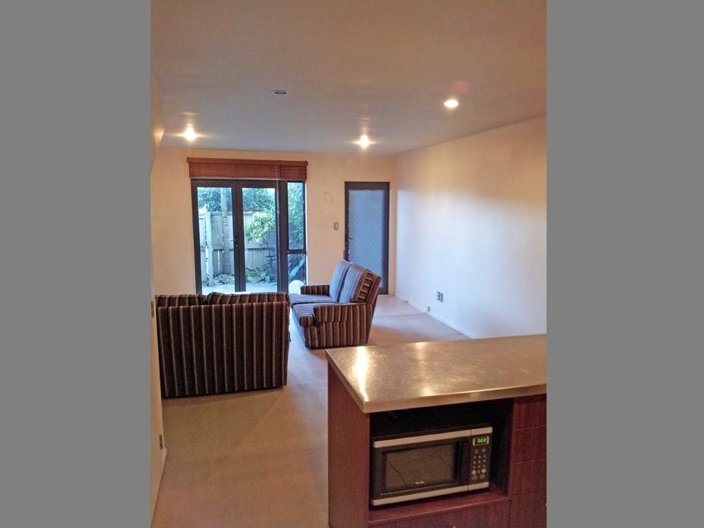 25/3 Burton Street, Grafton, Auckland - Carousel 1