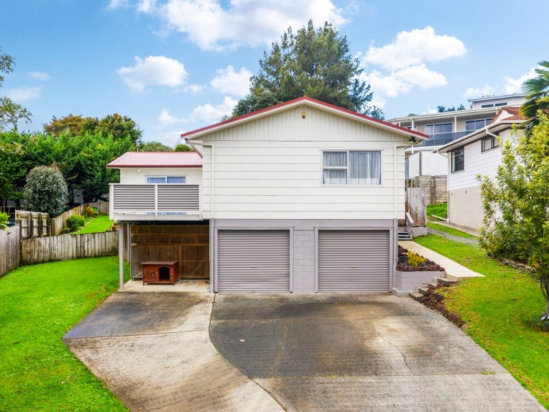 11 Earls Place, Onerahi, Whangarei - Carousel 2