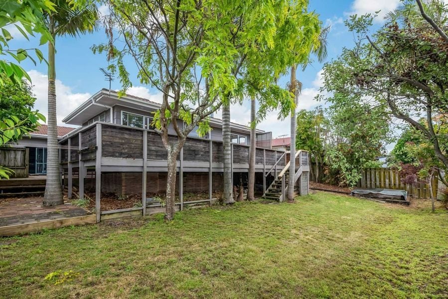 135 Aviemore Drive, Highland Park, Auckland - Carousel 10